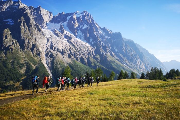 Comfort TMB 8 Days hiking + Annecy